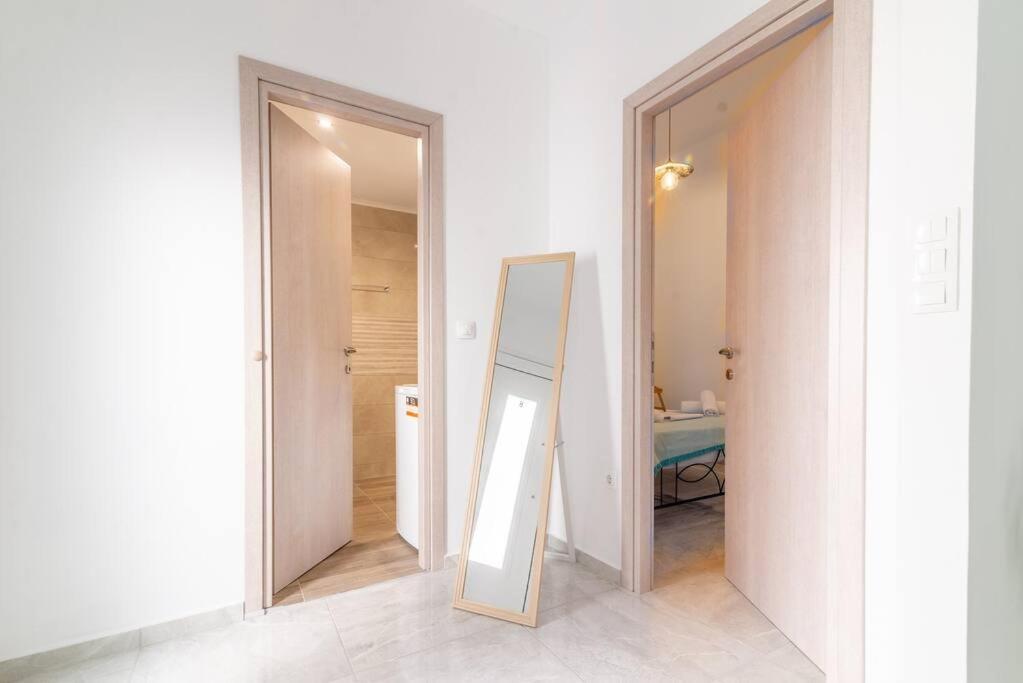 Modern & Stylish Flat For Friends & Couples Appartement Héraklion